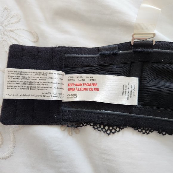 Deesse bra 42DD removable clear straps - Picture 10 of 10